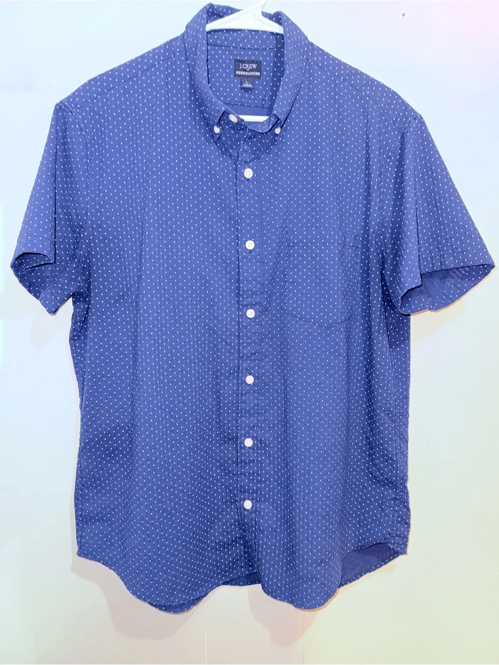 J.Crew Men's Seersucker Short-Sleeve Button-Down Shirt Navy Polka Dot L